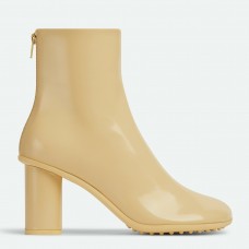 Bottega Veneta Atomic Ankle Boots In Beige Lambskin Bottega Veneta Atomic Ankle Boots In Beige Lambskin