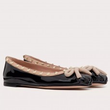 Valentino Rockstud Ballerina In Black Patent Leather Valentino Rockstud Ballerina In Black Patent Leather