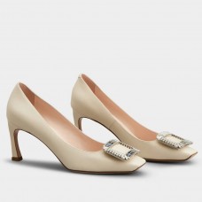 Roger Vivier Trompette Crystal Buckle Pumps in Off White Leather Roger Vivier Trompette Crystal Buckle Pumps in Off White Leather