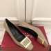 Roger Vivier Belle Vivier 45mm Pumps In Beige Patent Leather Roger Vivier Belle Vivier 45mm Pumps In Beige Patent Leather