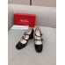 Roger Vivier Tres Vivier Strass Buckle Mini Babies Pumps in Black Patent Leather