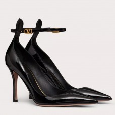 Valentino Tan-Go Pumps 100mm In Black Patent Leather Valentino Tan-Go Pumps 100mm In Black Patent Leather