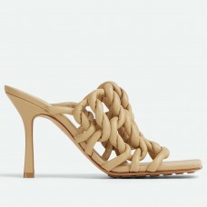 Bottega Veneta Stretch Twist Sandals In Beige Lambskin Bottega Veneta Stretch Twist Sandals In Beige Lambskin