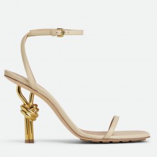 Bottega Veneta Knot Sandals 90mm in Beige Lambskin Bottega Veneta Knot Sandals 90mm in Beige Lambskin