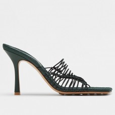 Bottega Veneta Stretch Sandals In Green Elasticized Raffia Bottega Veneta Stretch Sandals In Green Elasticized Raffia