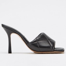 Bottega Veneta Rubber Lido Sandals In Black Quilted Lambskin Bottega Veneta Rubber Lido Sandals In Black Quilted Lambskin