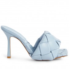 Bottega Veneta Lido Sandals In Light Blue Intrecciato Leather Bottega Veneta Lido Sandals In Light Blue Intrecciato Leather