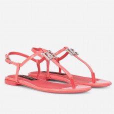Dolce & Gabbana DG Thong Sandals In Pink Patent Leather Dolce & Gabbana DG Thong Sandals In Pink Patent Leather