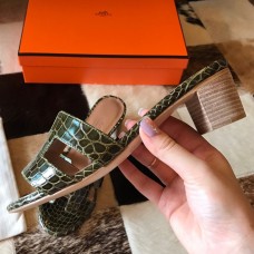 Hermes Oasis Slide Sandals In Vert Fonce Niloticus Crocodile Shiny Skin Hermes Oasis Slide Sandals In Vert Fonce Niloticus Crocodile Shiny Skin