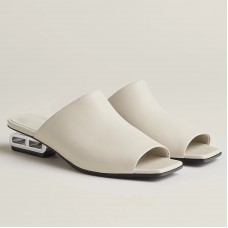Hermes Women's Idole Sandals in White Leather Hermes Women's Idole Sandals in White Leather