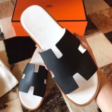 Hermes Men's Izmir Sandals In Noir Epsom Calfskin Hermes Men's Izmir Sandals In Noir Epsom Calfskin