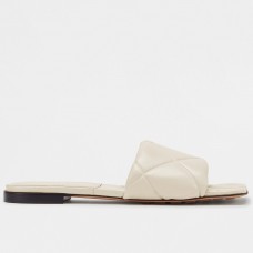 Bottega Veneta Rubber Lido Slides In White Lambskin Bottega Veneta Rubber Lido Slides In White Lambskin