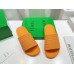 Bottega Veneta Slider Sildes In Tangerine Rubber