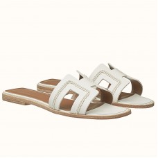Hermes Oran Slide Sandals In White Leather With Stitched Hermes Oran Slide Sandals In White Leather With Stitched