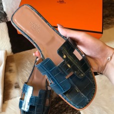 Hermes Oran Slide Sandals In Blue Shiny Niloticus Crocodile Skin Hermes Oran Slide Sandals In Blue Shiny Niloticus Crocodile Skin