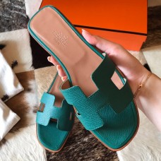 Hermes Oran Slide Sandals In Malachite Epsom Calfskin Hermes Oran Slide Sandals In Malachite Epsom Calfskin